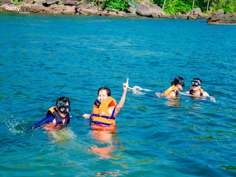 Lặn biển Phú Quốc